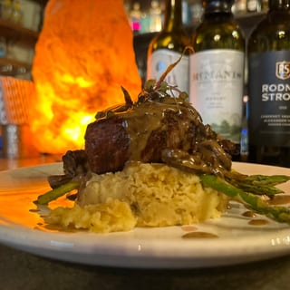 10 oz Fillet Mignon with Green Peppercorn Mushroom sauce